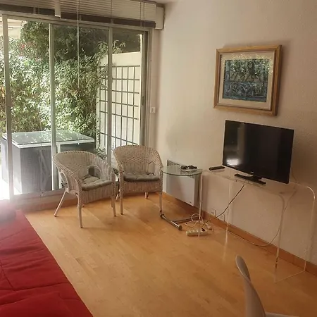 Charming 42m With Terrace In The Center Apartment